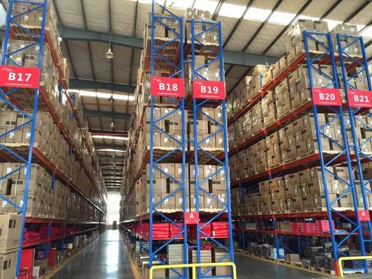 Industrieel verstelbare palletrekken voor zware palletten met dubbele diepte voor distributiecentra