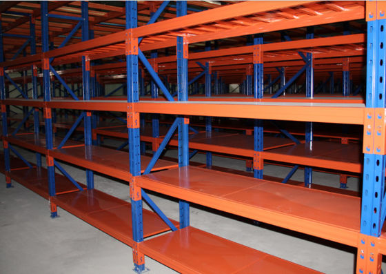 Duurzaam staal middelmatig werkzaam planken systeem rechtop frame voor opslag in het magazijn