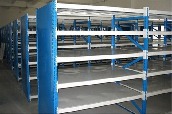 Warehouse Steel Medium Duty Storage Rack met rechtopstaand frame en balken OEM service