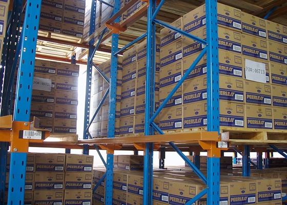 5000 mm High Volume Drive in Pallet Racking koudgewalst voor magazijn