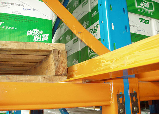 Verstelbare aandrijving in palletrekken, palletrekopslagsystemen voor koude opslag