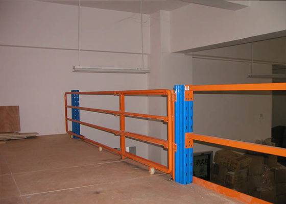 2 niveaus koudgewalste industriële stalen opslagrekken Platform Oranje / Blauwe kleur
