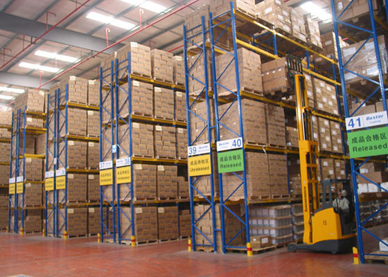 Verstelbaar palletopslagsysteem voor zware pallets van staal voor magazijnen