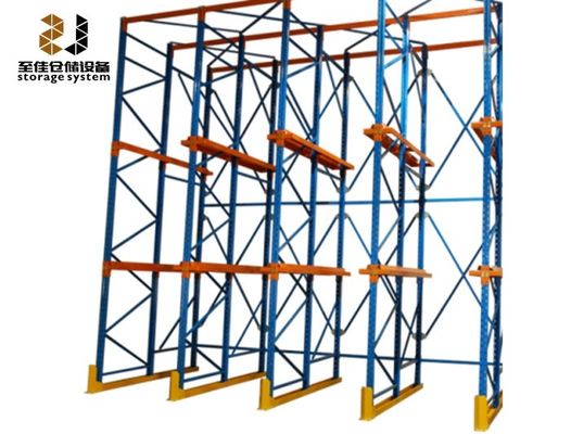 Veilig rijden in palletrekken / heavy duty warehouse rack shelving