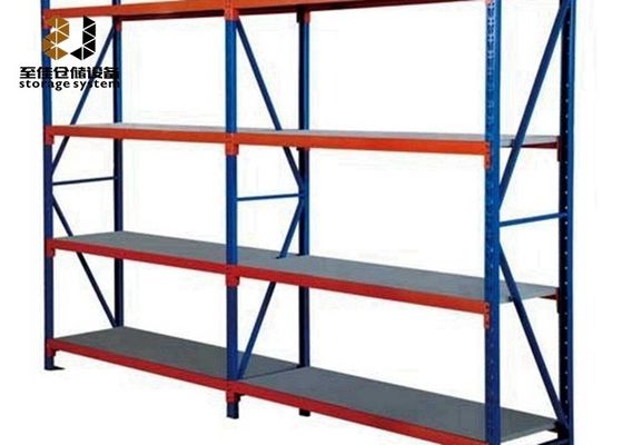 100 kg-200 kg/laag Lichte metalen planken Gemakkelijk te installeren Metalen magazijnrekken