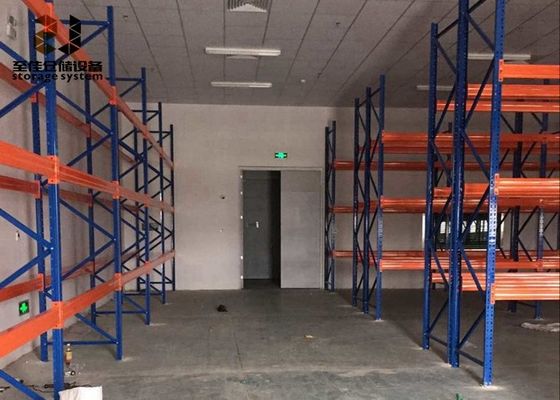 1000-4500 kg/pallet Zware opslagrekken Multi-level metalen opslagplanken