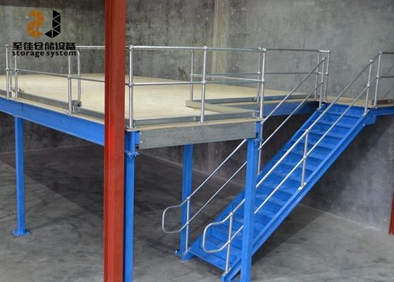 Staal Q235 / Q345 Industrial Mezzanine vloeren Twee laag voor magazijn