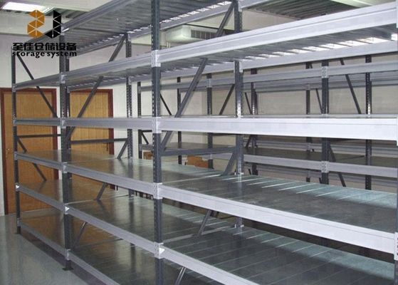Gemakkelijk te monteren Middenbelasting opslagrek Multi Level Warehouse Racking System fabrikant